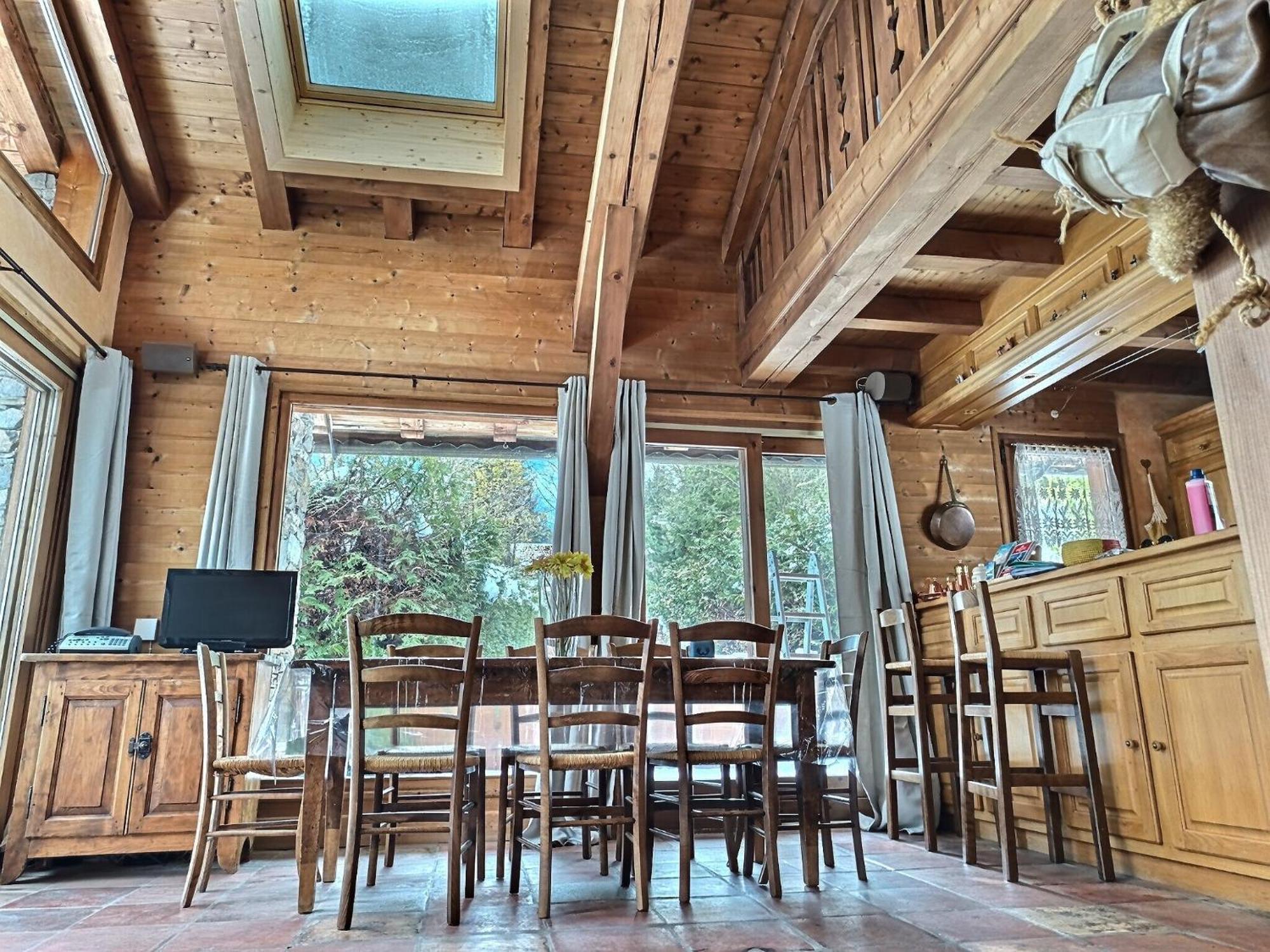 Spacieux A Pour 9 - Vue Panoramique Mont-blanc, Jacuzzi, Jardin & Parking Chalet
