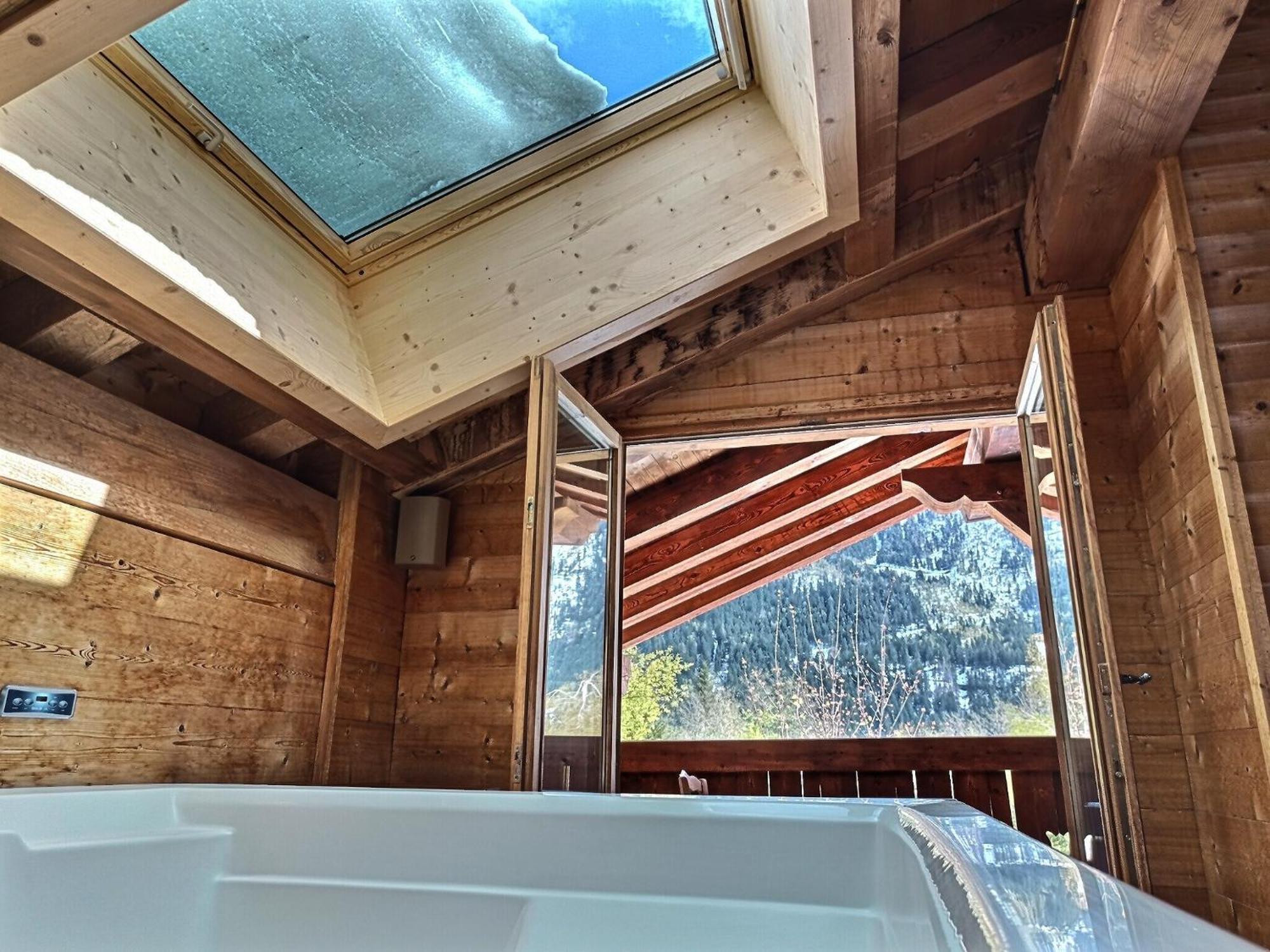 Spacieux A Pour 9 - Vue Panoramique Mont-blanc, Jacuzzi, Jardin & Parking *